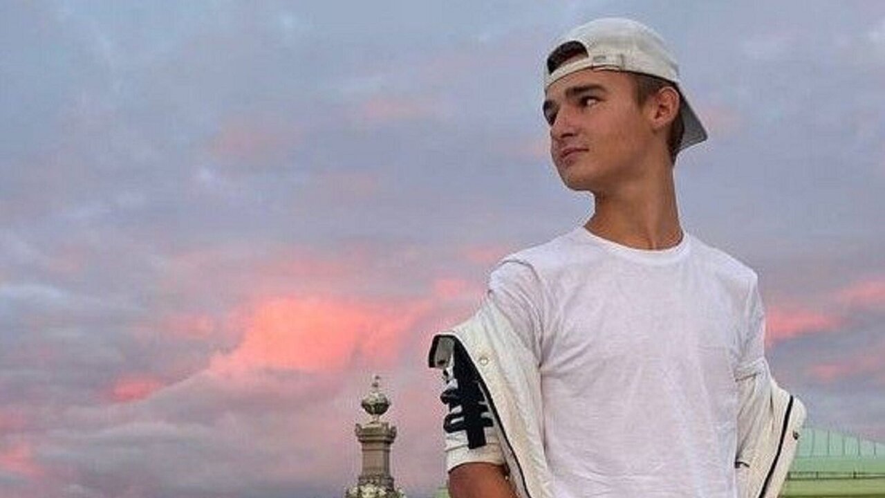 Live Porn Camera of DamianStarkes