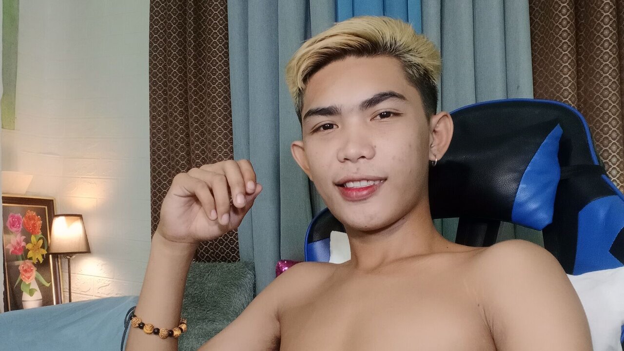 Live Porn Camera of HarryWick