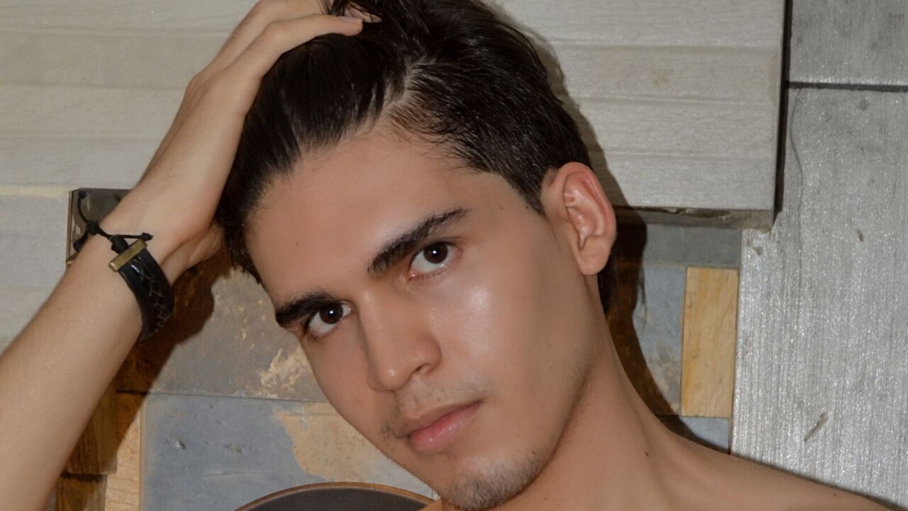 Live Porn Camera of PaulVicent